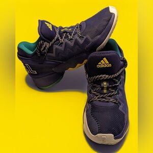 Adidas Donovan Mitchell D.O.N issue #2
Mens 12